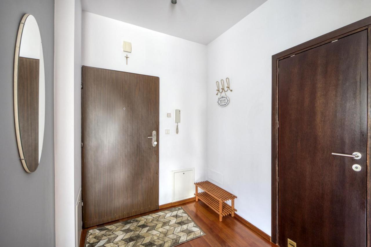 Apartment M&r Apartament: Premium Airport Retreat With Terrace *